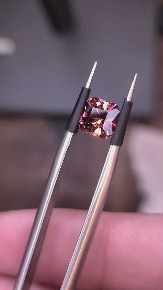 1.24 Ct Pink/Peach Tourmaline Square