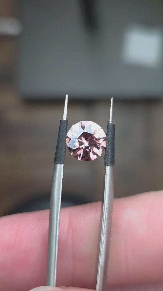 1.84 Ct Pink Zircon Round